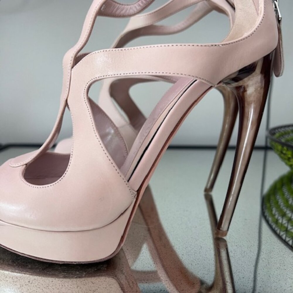 Alexander McQueen Nude Colored sandals